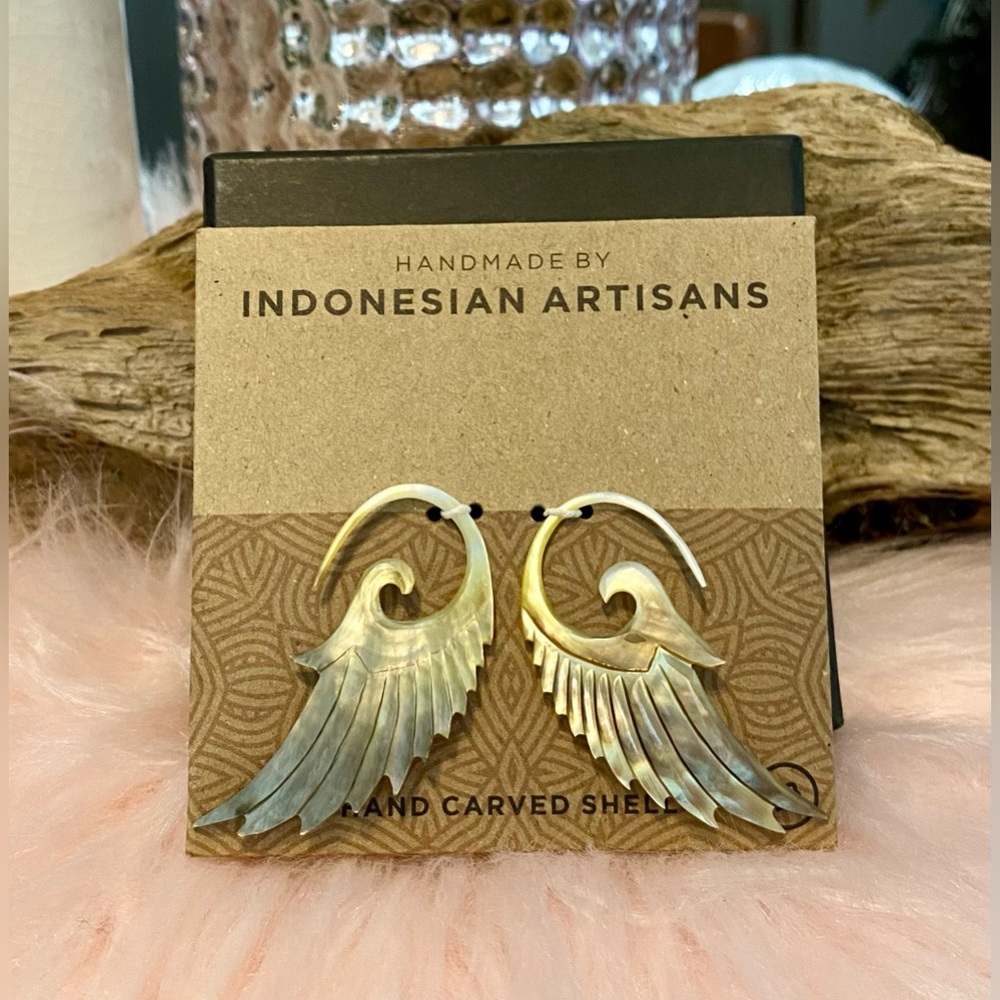 Seraphim Gauge Hand carved Indonesian Artisans Abalone Shell Wing Earrings NIB
